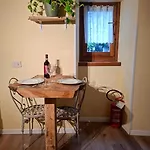 Casa Del Borgo * Беллано