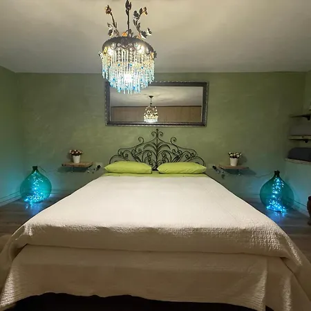 Appartamento Casa Del Borgo: Immerso Nel A/c