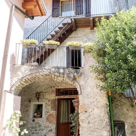 Casa Del Borgo: Immerso Nel A/c Appartamento